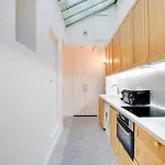 Pick A Flat\'S Apartment In Le Marais - Rue Vieille Du Temple